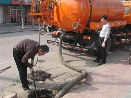 河西区街道清掏化粪池，健康生活从这里开始